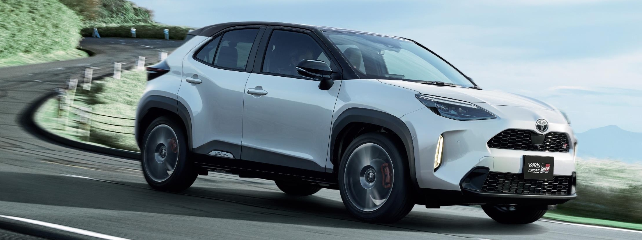 GR SPORT（ハイブリッド・2WD）