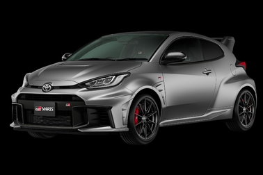 フロント　RZ“High performance” + Aero performance package