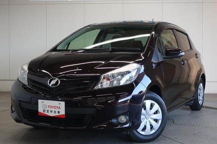 ［Vitz F シエル］1月みどろ限定アウトレット車