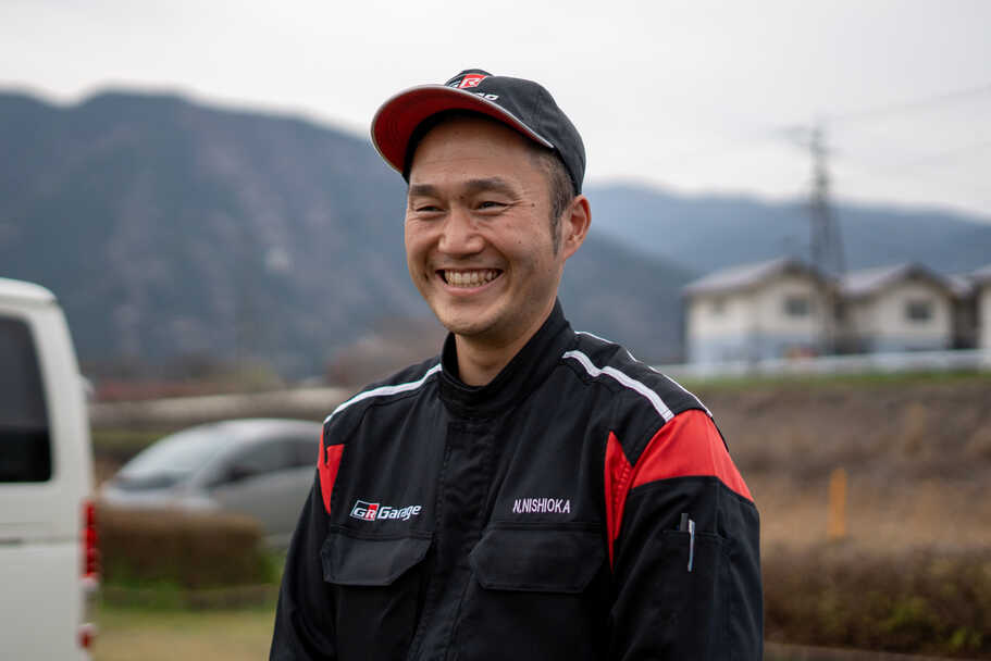 一六RACING ラリーチーム 監督 西岡さん