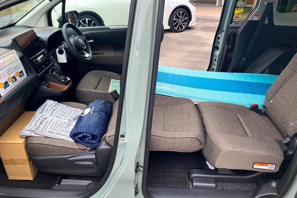 車中泊避難実演