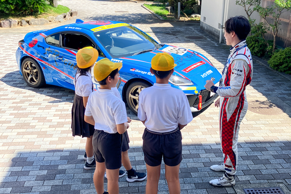 2025.09.22周布小学校（レース車両見学）出前授業