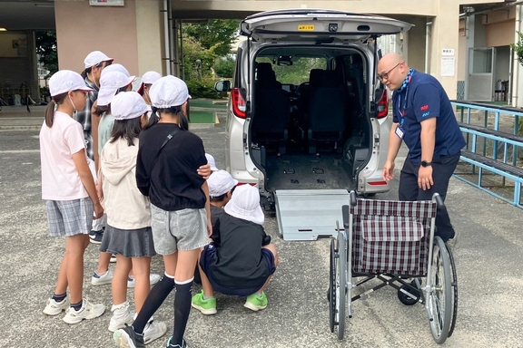 2025.10.16たちばな小学校（車いす乗車体験）出前授業