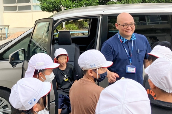 2025.10.16たちばな小学校（車いす乗車体験）出前授業