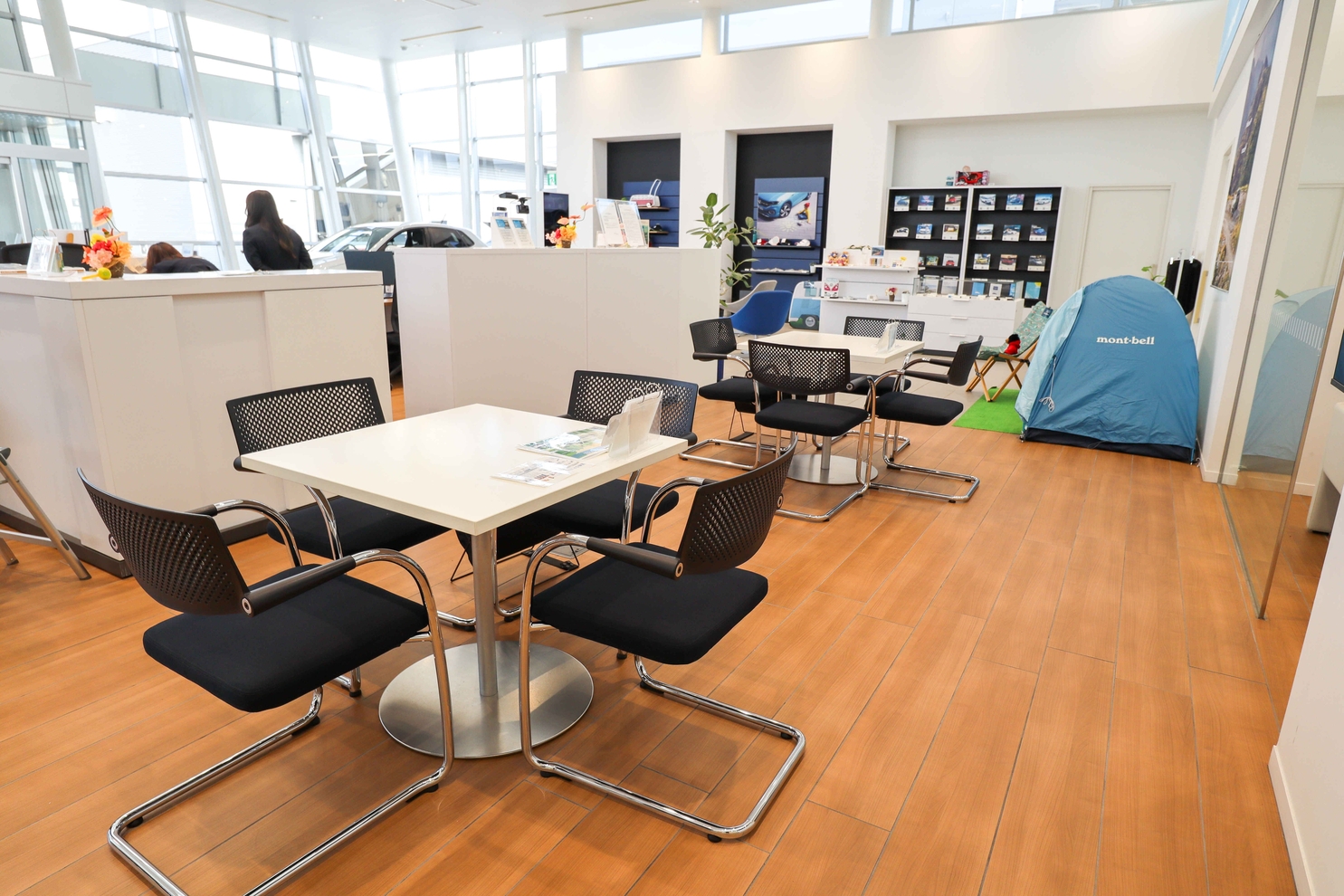 VW松山インター　店舗写真