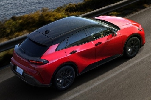 SPORT Z（2.5Lハイブリッド車）